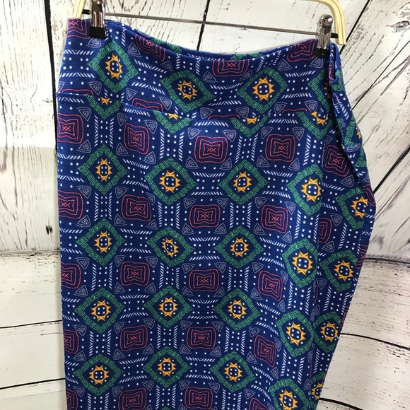 LuLaRoe Dresses & Skirts - Lularoe Cassie Pencil Skirt